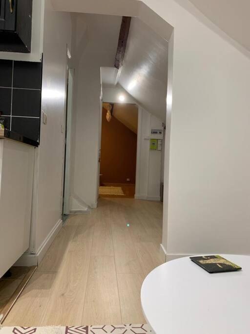 Appartement De Charme - 41M² Rosny-sur-Seine Esterno foto
